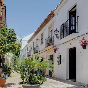 Unique Andalusian Townhouse Next To Beach Сasa de vacaciones