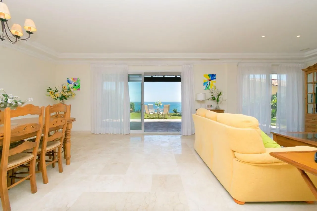 בית נופש הוילה אסטפונה Urb Playa Azul 24