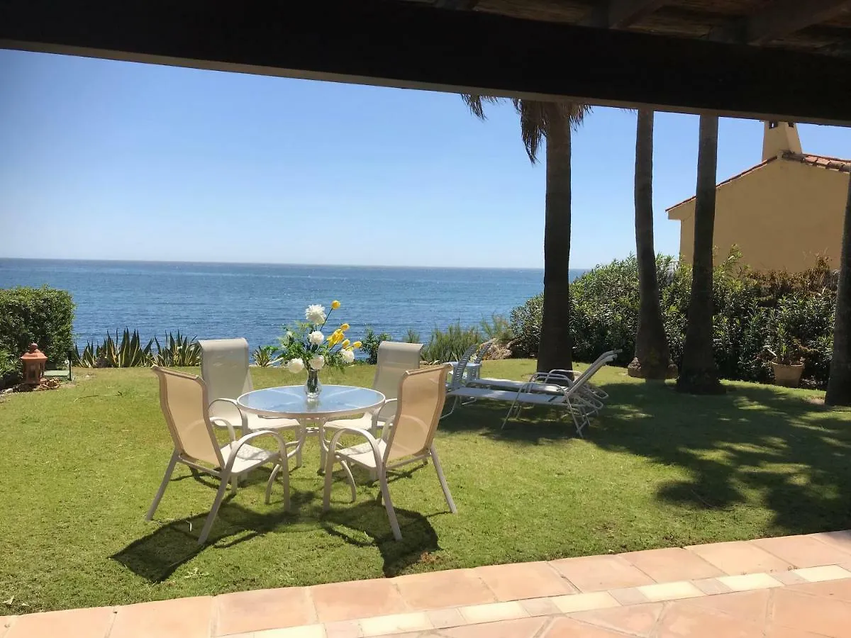Urb Playa Azul 24 Villa Estepona