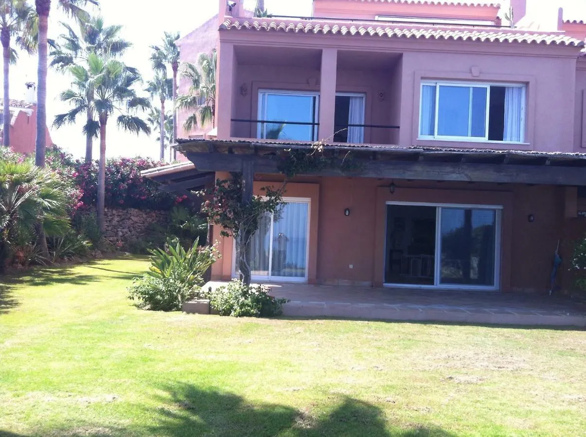 Holiday home Urb Playa Azul 24 Villa Estepona